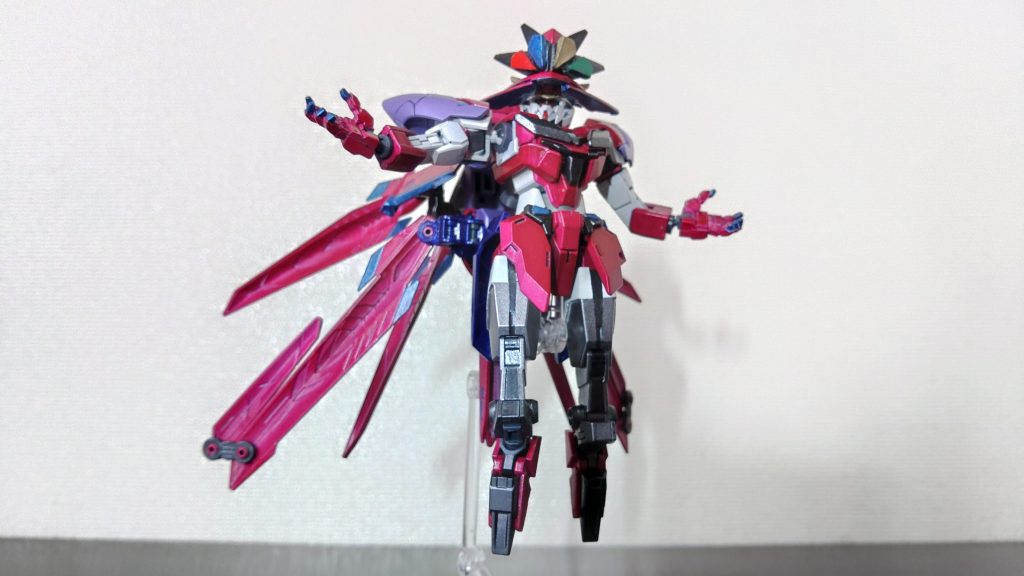 シンフォギアXVの終盤で腹立たしい普遍の世を踏みにじるために復活したキャロルを再現。手足のパーツを取ることで「復活のダウルダブラ」を再現できます。