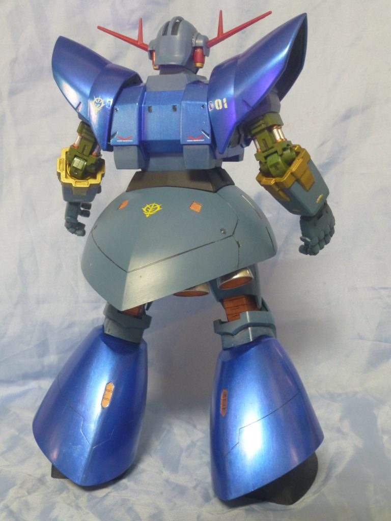 背中が寂しいくて何か付けたい衝動は今回は我慢しました