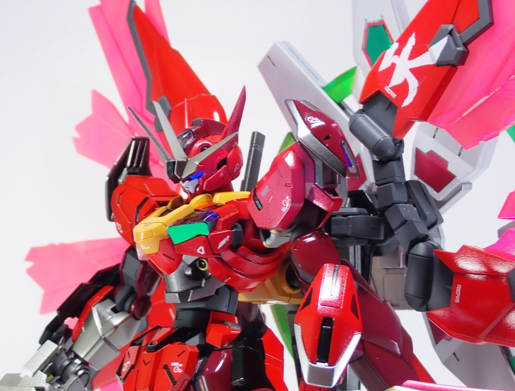 ウイングのエフェクトは一旦切り取って角度を変えています。