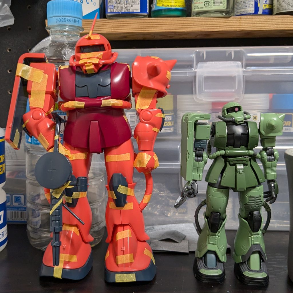 仮組みしたてのとき。成形色はオレンジがかってますね。ご覧いただきありがとうございました！