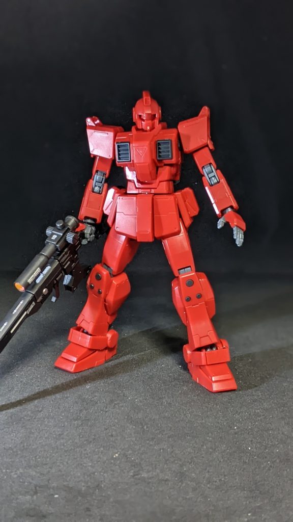 真っ赤な陸ジムが組み上がりまして。