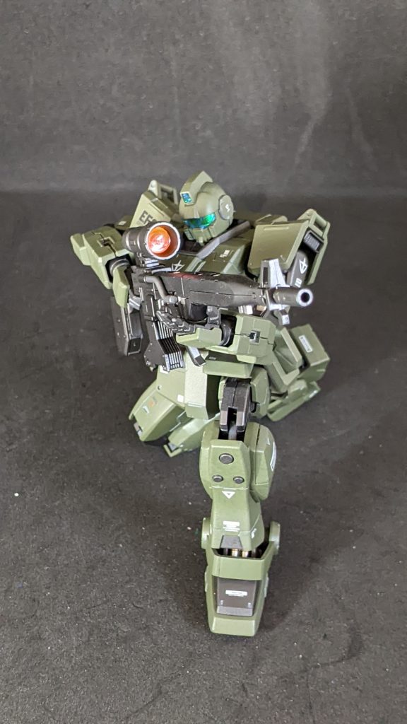 まずは定番のポーズから。