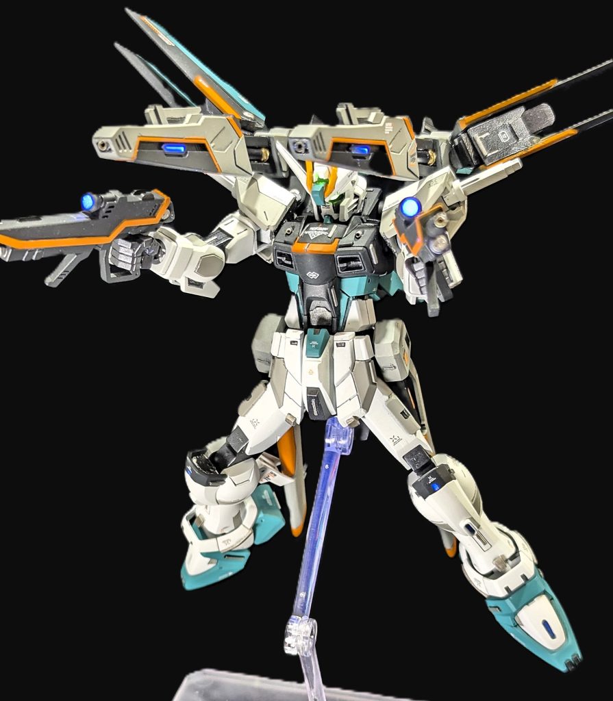 「コーディネーターに真の自由を」が作中におけるネーミングの根拠となってますが、それを皮肉と受け取り、ナチュラルに対して抑制・抑圧＝Suppression　するという設定からType.Sとしました。また、劇場版SEED FREEDOMにおけるプラウドディフェンダーの「傲慢サンダー」が「抑圧」的なので、試作品という位置づけで組み合わせてみました。相手の自由を奪いながら撃墜する光景が目に浮かべば、と思います。