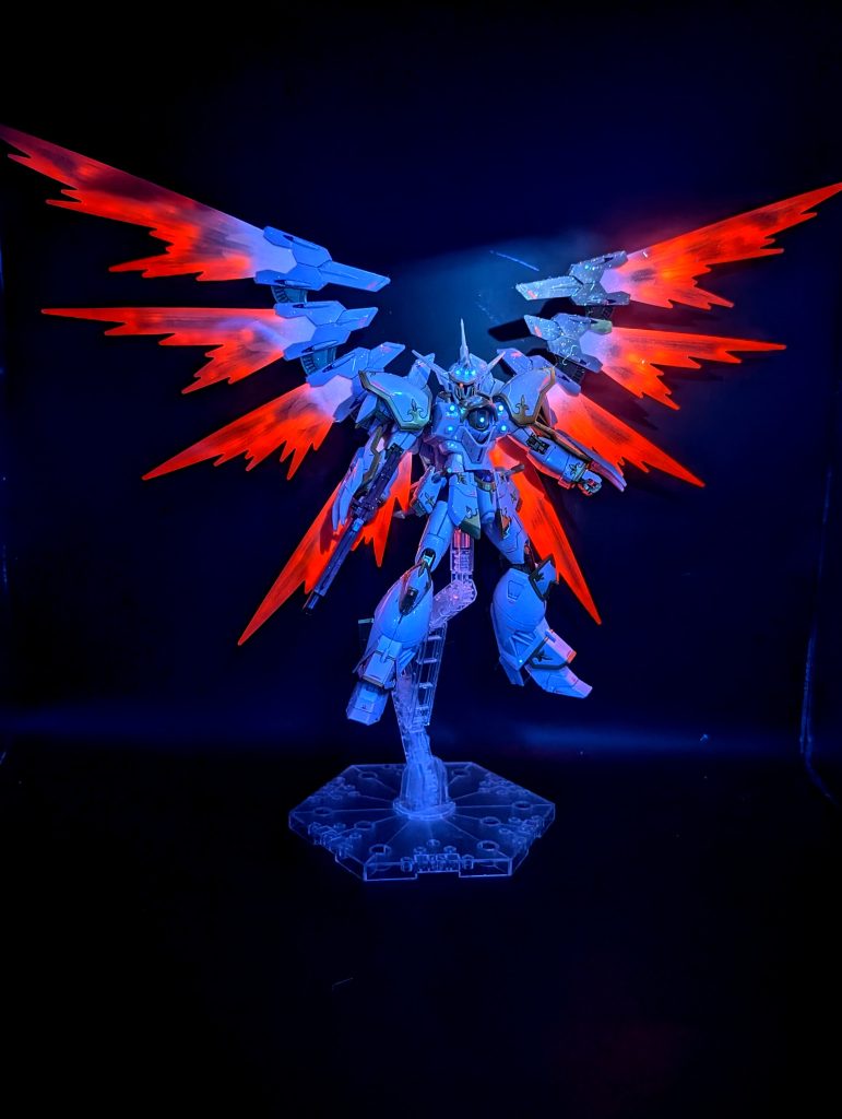 HG ブラックナイトスコードカルラ② 蛍光発色+ディティールアップ–7枚目/制作者：しうまい