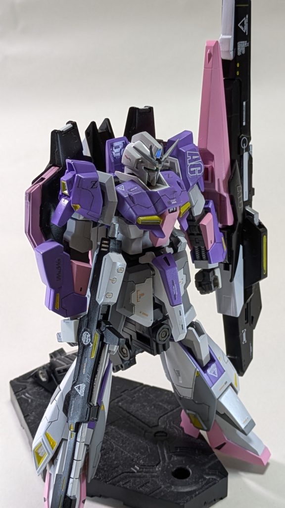 スジボリも一向に上手くならないし。上手くならなくてもいいから、もう少し品のあるラインを引きたいですね^^;