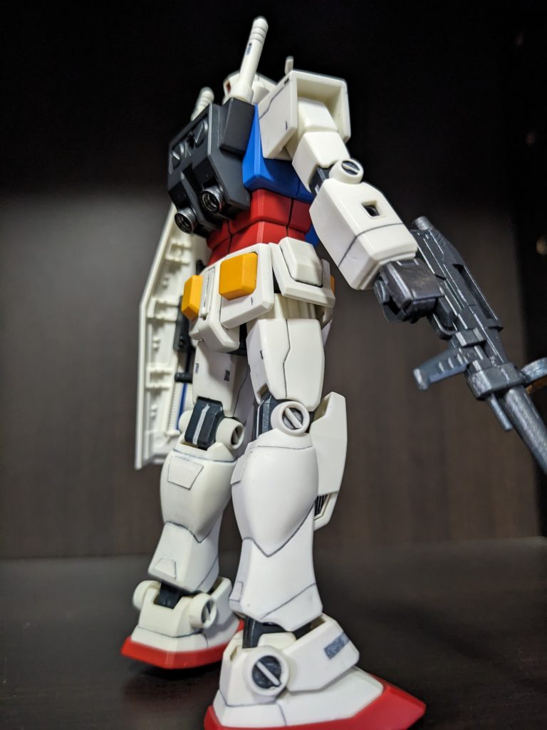 ふくらはぎ回りも、少々貼りまして、少し情報量を増やしました。