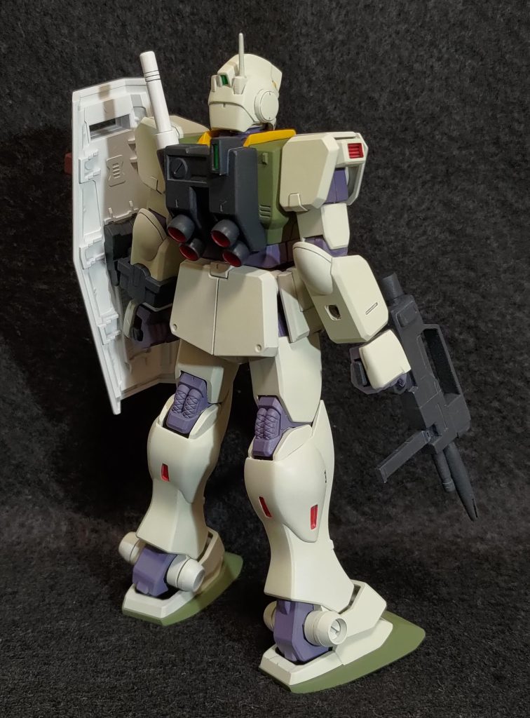 うしろから　バックパックのセンサを追加しています