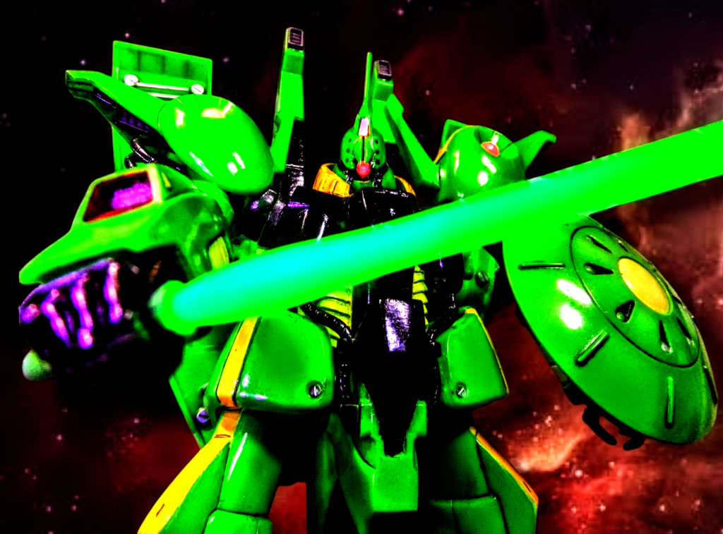 旧キットの改修版はココまでデス。引き続き 比較用HGUC版の画像をお楽しみ下さい😁