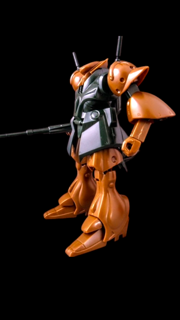 キットデフォルトもサイドから見ると「 敢闘賞」デスネ😁