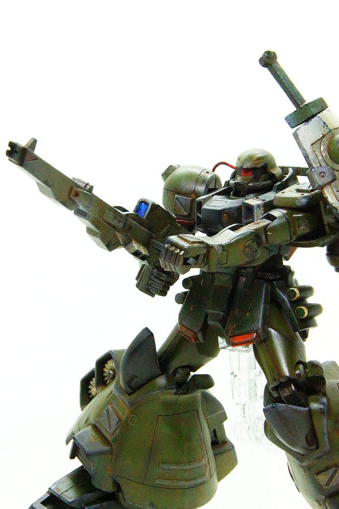 背部はそのままザクウォーリアの各ウィザードに対応してます