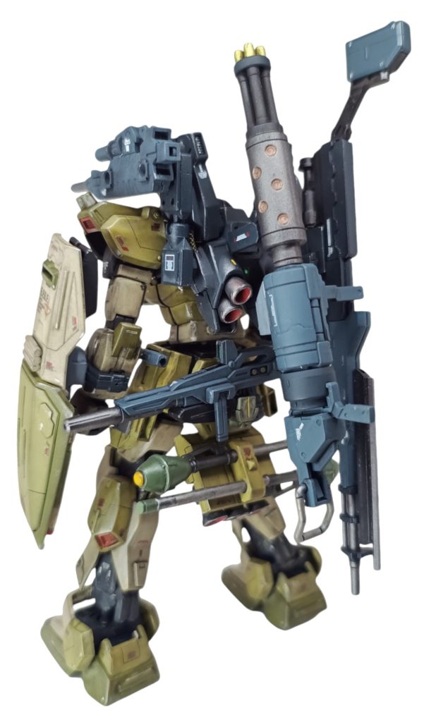 バス手持ち時のフル装備。このゴチャゴチャの背中に萌える〜🤤追加装備の紹介を