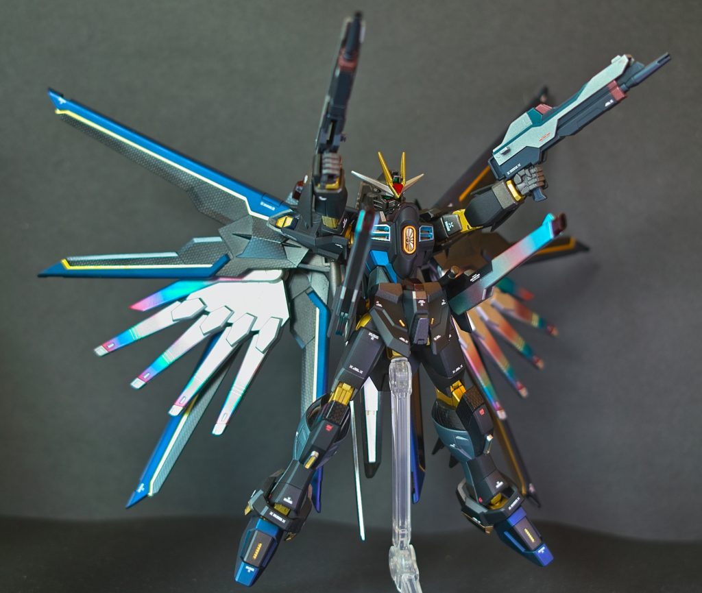 撮影にはSigma DP2を使ってみましたDP2Merrillのほうが画素数多いんですけど重いしバッテリーの保ちが最悪なのでDP2にした訳ですけど、偽色無しとは言え3層500万画素しか無い上に16年前のカメラですから相変わらず写りがピーキー過ぎる・・・