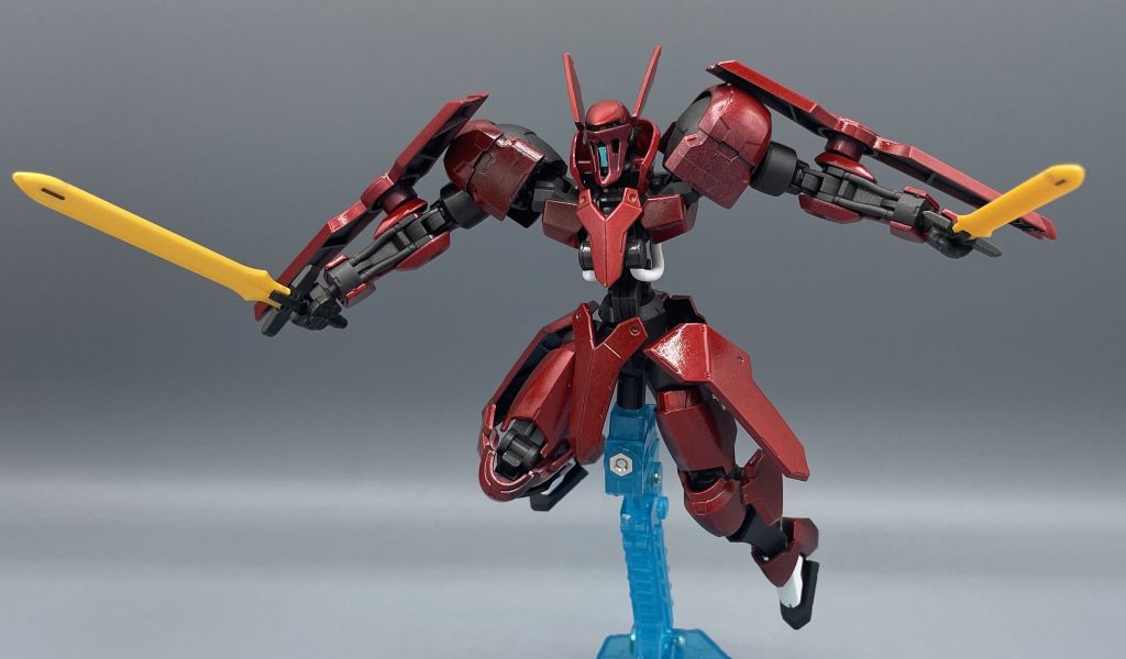 ヴァルキュリアブレード しかし、私にはエアブラシ塗装環境がありません。あくまでも私の体感ではあるのですが、今のようにガンスタやXといった模型を見せ合うネット環境が整っていない頃は、テレビや雑誌が主な情報取集源でした。 ネットやスマホが普及して「ガンプラがオークションで100万円超え価格で落札!?」といったニュースを見ても、取り上げられる作品は、エアブラシ塗装による恐るべき完成度を誇った作品ばかり。