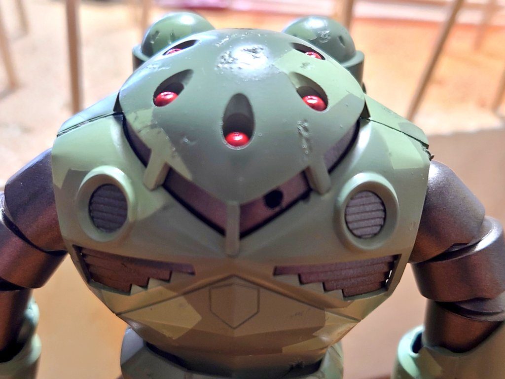 ザクっぽいカラーで仕上げれば、なんでもカッコイイと個人的に思ってます。