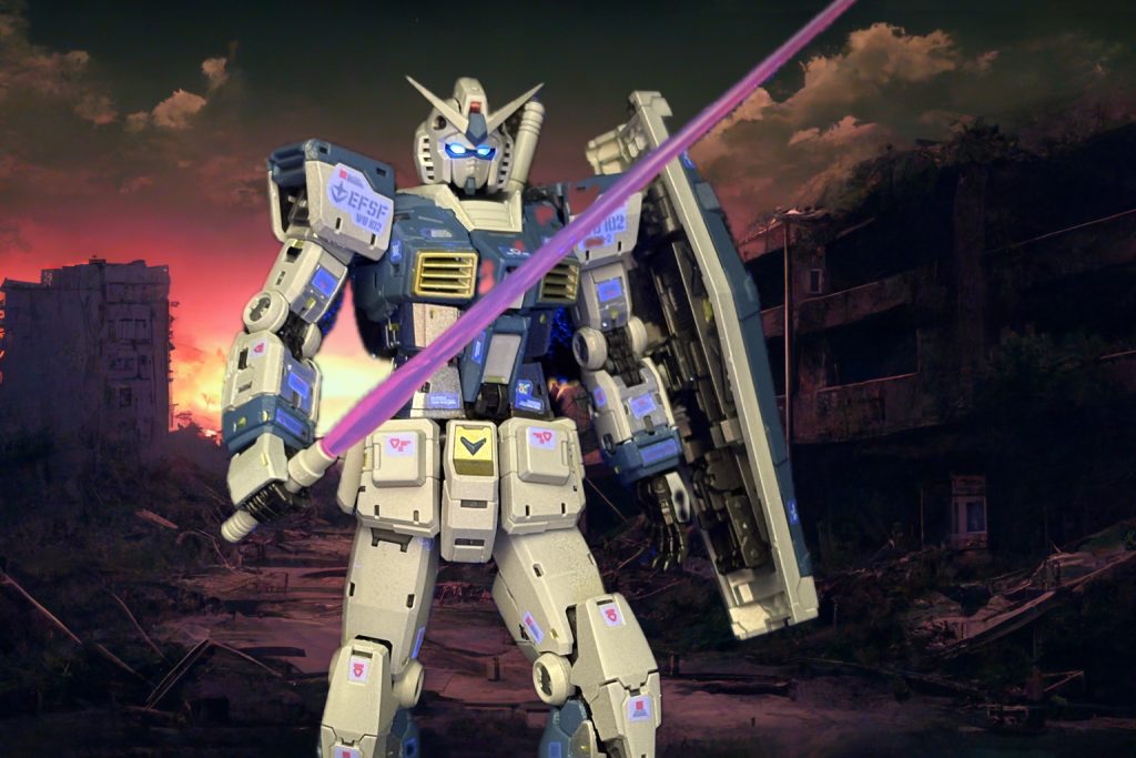 おまけ。Netflixガンダム入手したので白い悪魔ごっこのテスト。リアリスティックデカールが結構UVライトに反応するようで、ガンダムEXの作成方針は再検討が必要そう…ではまた