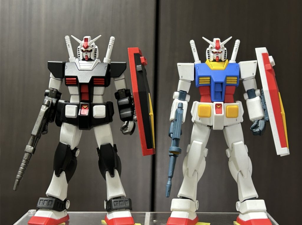 ガンダムとツーショットで〆初めて改造したものをちゃんと完成まで漕ぎ着けました。パーツの自作や形状変更など、初めてのことが多かったけど何とか完成して良かった。次はHGジムかシャアザクあたりを作りたいですね。ここまでご覧頂きありがとうございました。