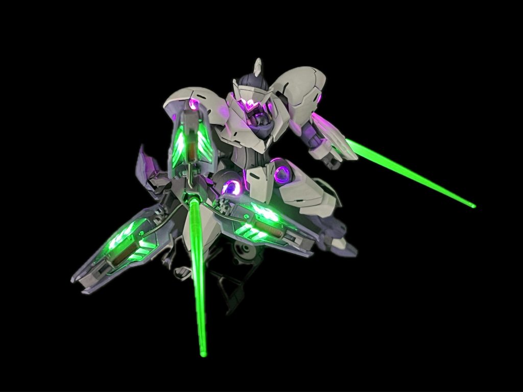 HG 1/144 ミカエリス 【LEDエディション】