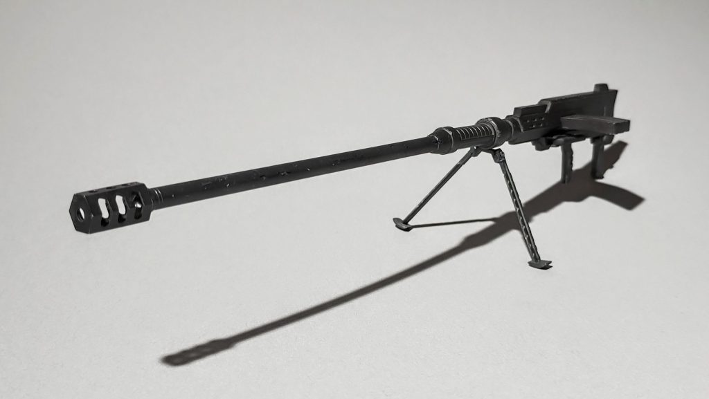 対艦ライフルは実銃を参考にデザインしてみましたが、銃の知識はほとんどないのでちょっと変かもしれません。あえて宇宙世紀っぽい未来的なものではなく、少しレトロな雰囲気で作ってみました。