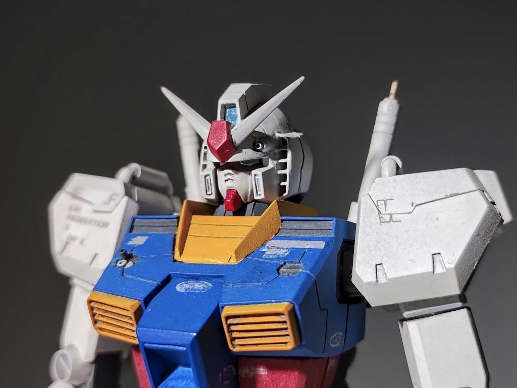 カトキ版といえばやはり優しい顔ということで、フェイス部分はイメージの近いHGUCのGP03Sのものを使用しています。