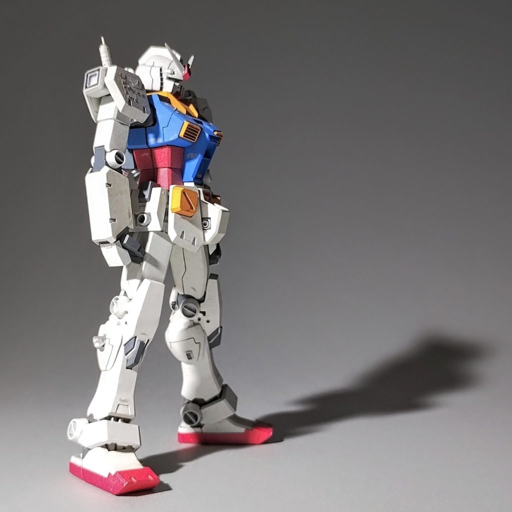 塗装はとくにこだわっておらず、全体に若干彩度を落とした色でベタ塗りです。