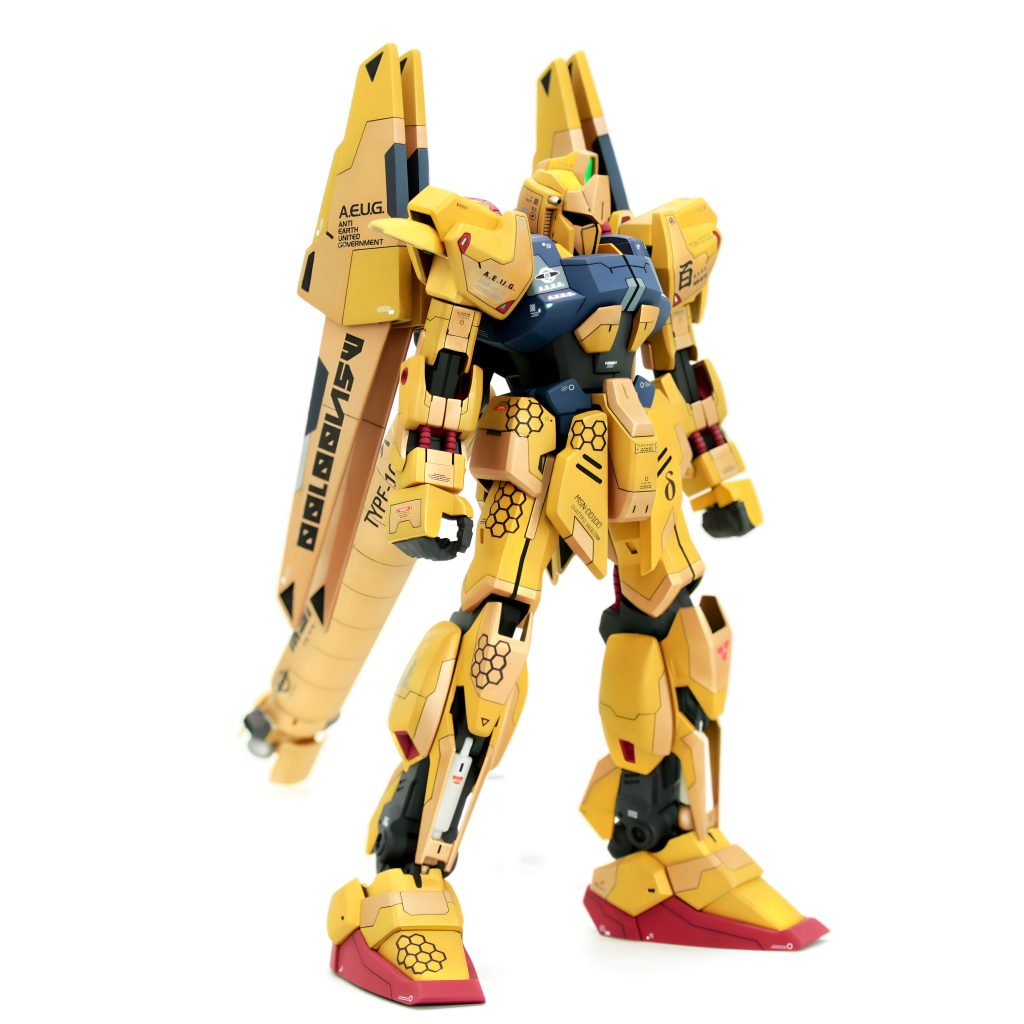 デカールもオリジナルで作成したものを使用しています(zaku-kao2)