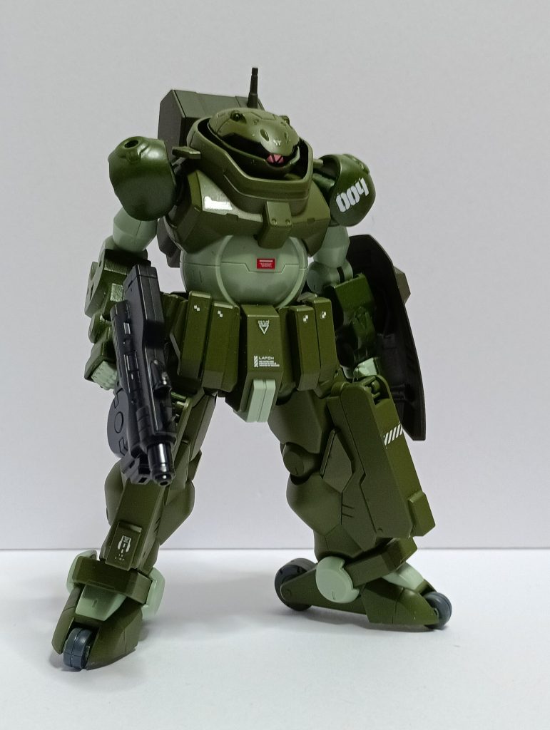 「乗るしかない、このビッグウェーブに」…ということで紅白参加いたしますW。見たまんまでグリモアレッドベレーの頭部をマンロディに替えたものとなります。