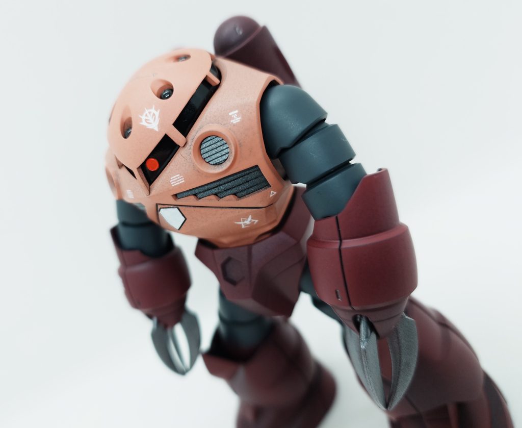 SEED FREEDOM版のズゴックが2月に発売となりますが、多くのモデラーが、なんとか『あの感動をもう一度見たくて』このキットを用いて試行錯誤した事でしょう。私もその一人なので、今年は非常に思い入れがある一機となりました。