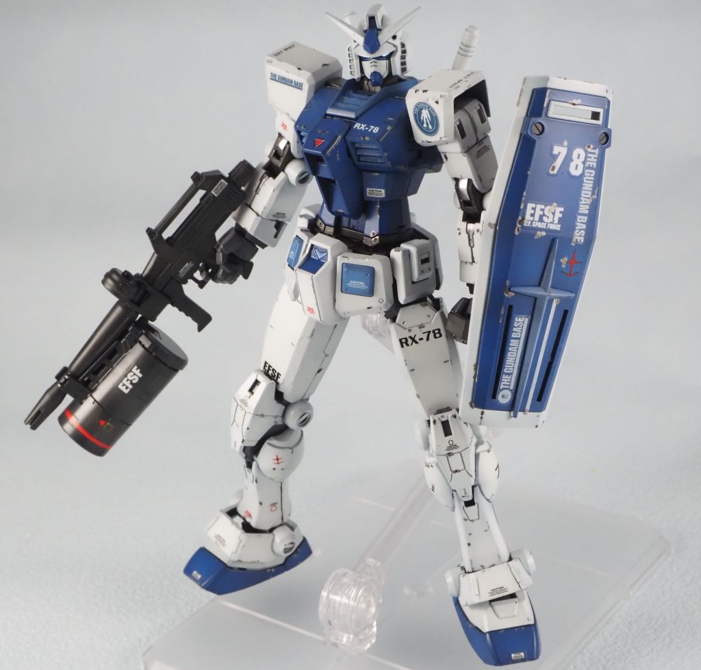 武装にダメージがあるとまずいかなと思ったのものあり、本体とはかなり質感が変わっています