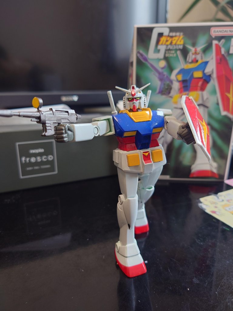 可動範囲もかなり控え目でプロポーションもなんかクセになる良さがある