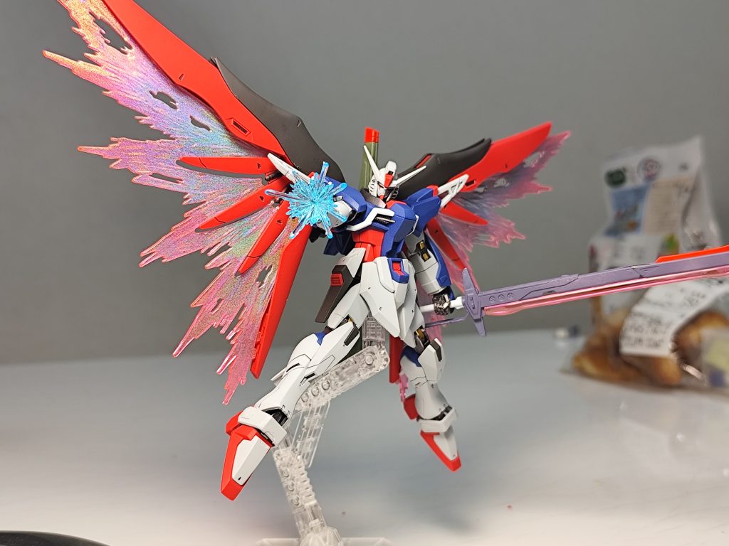 RGでは別売りの光の翼が付いているのはマジでお得感満載でした！