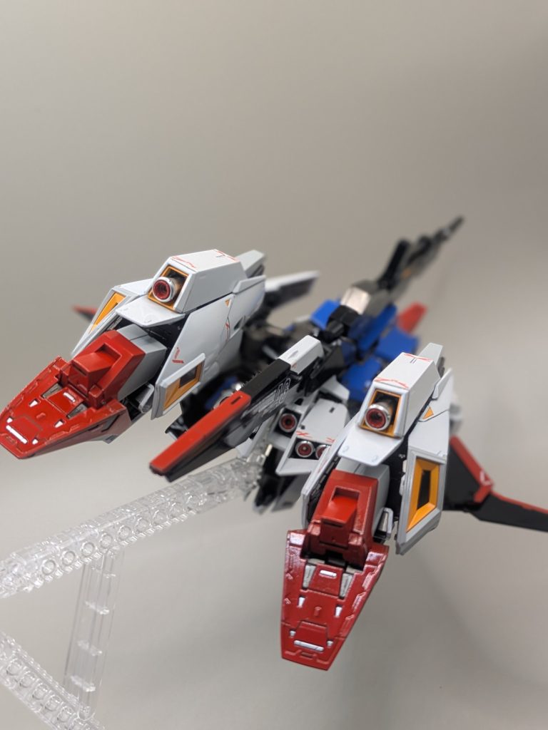 バックショット。バーニアが映えます。ここからいなくなれー!!