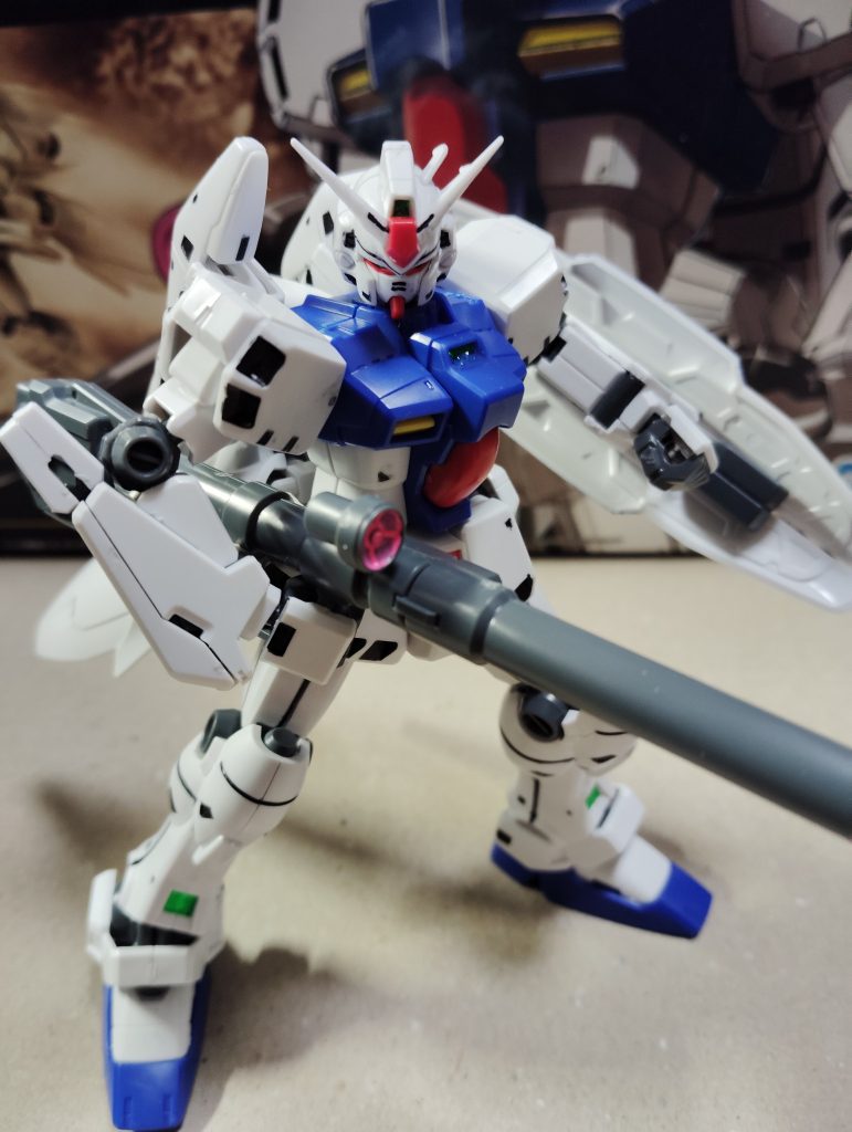 フォールディングバズーカは抱えでしか持てません、肩掛けで持てたらよかったな、