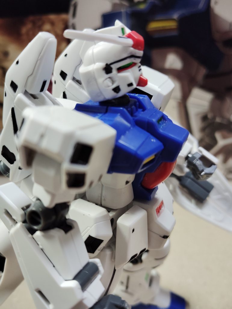 このキットで初めてスタイルの改修をしました、首の延長ですね、