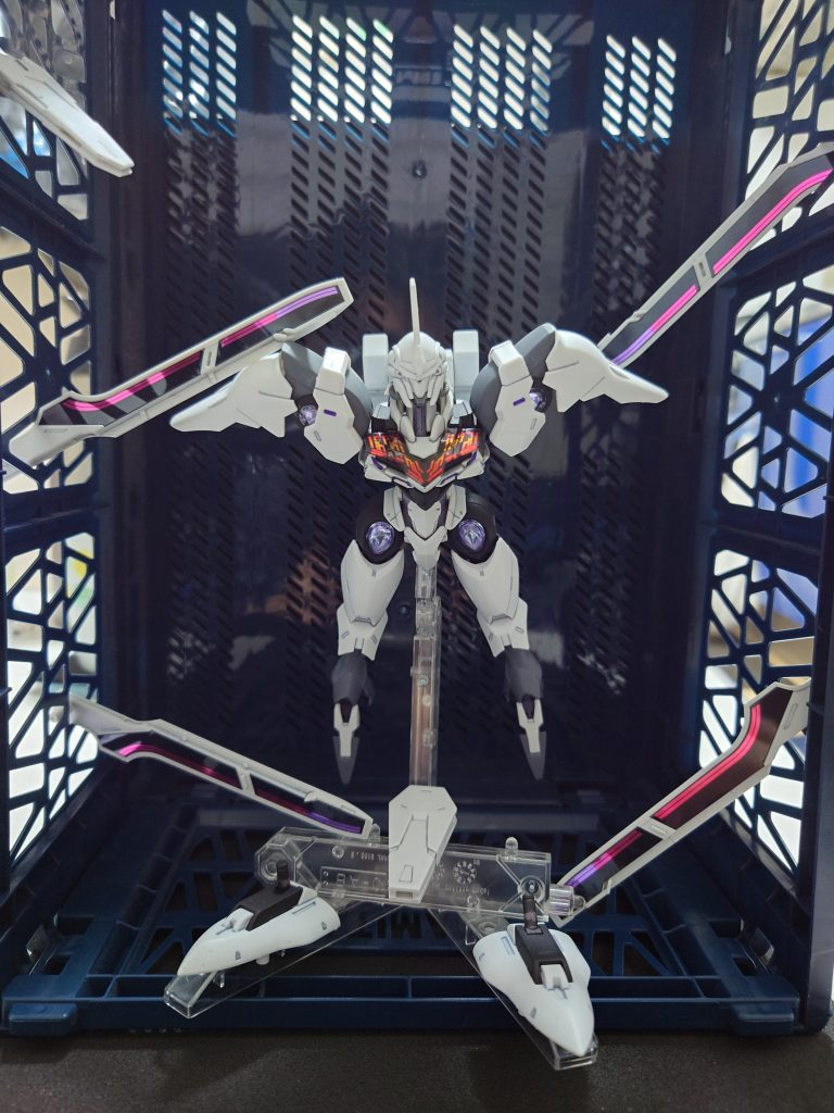 水星ディスプレイベースないので、ビットの固定が上手くいかず、展開状態の迫力が出ないのが悲しいところ