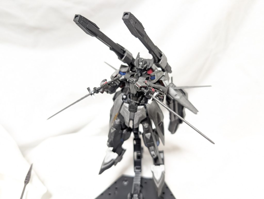 ガンダム鵺–4枚目/制作者：miyaji