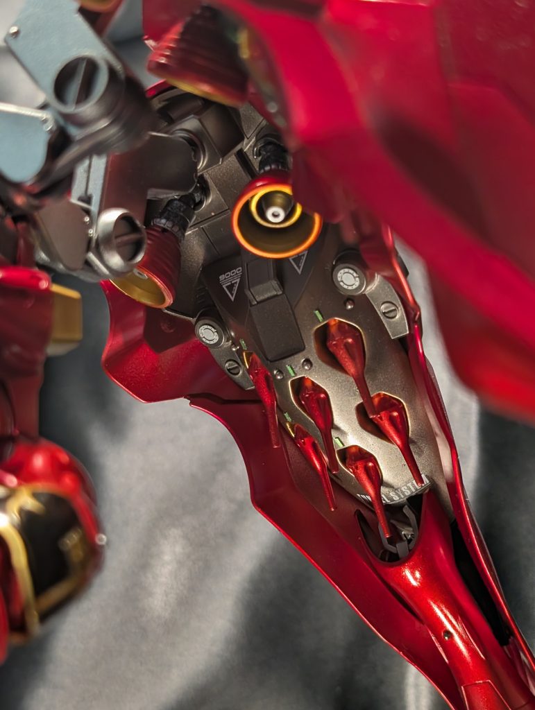 反対側。4枚はきつい。2枚バネでいいじゃん!と何度思った事か…