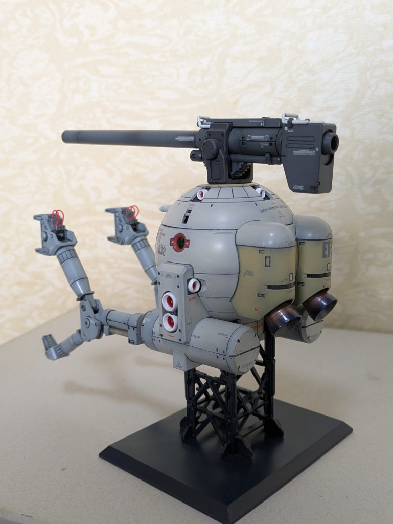 あと、デカールを貼りました。