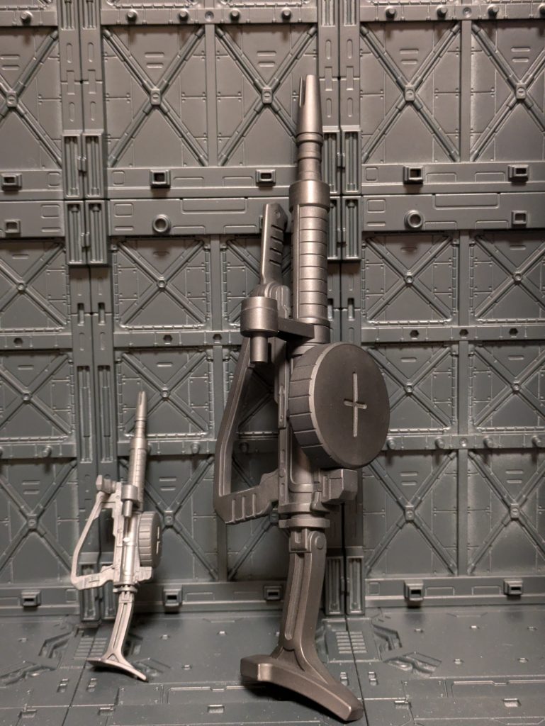 布で拭いたり、高い番手のペーパーでエッジや面をやすると鉛筆で磨がいたようになります(gandam-hand1)