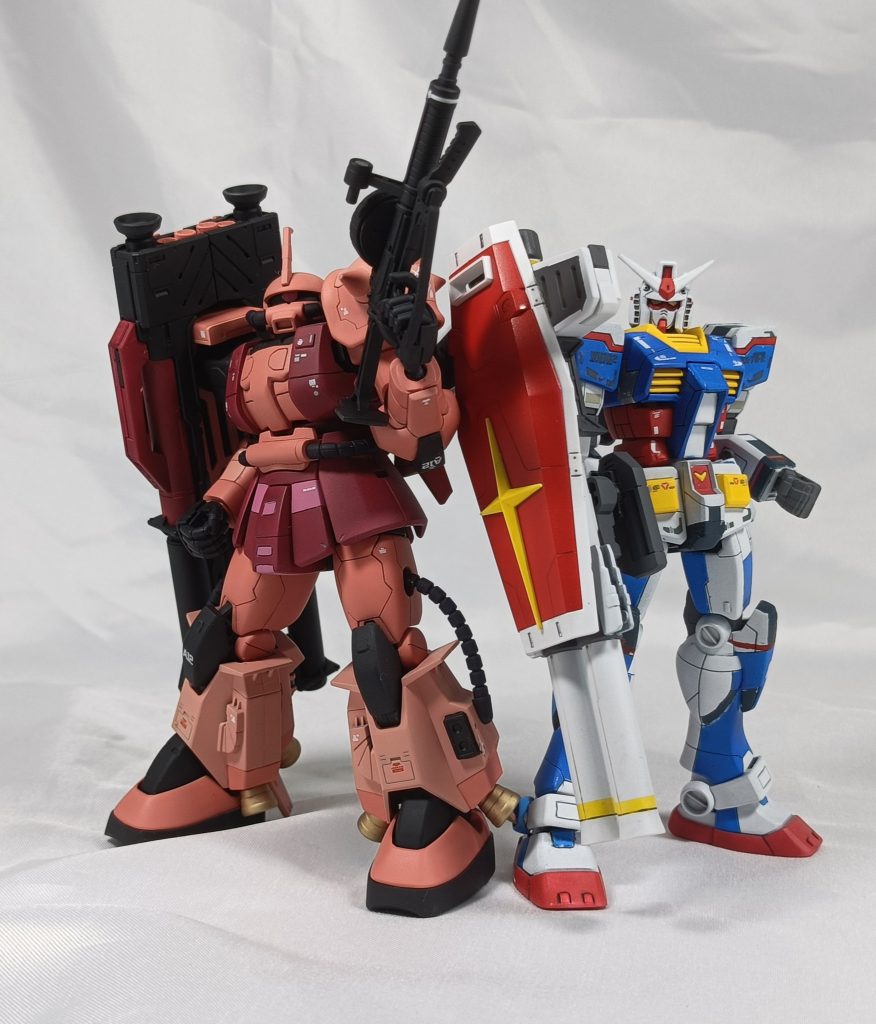 最後はダブルバズーカ組で締めます。これでうちにある大体の紅い機体は出揃ったかなと。以上紅組応援投稿シリーズその①でした。我らが紅組のためにも、その②もぜひ見てってください(gundam-kao3)
