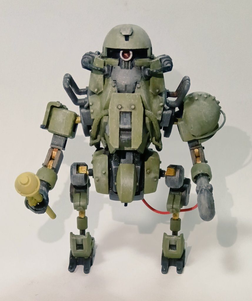 脳内設定はほどほどにして、余ってたパーツで適当に組み上げたのが本当のところ。