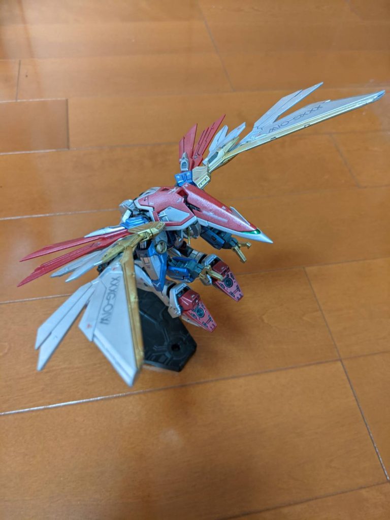 オリジナルの強襲形態。これにしたら折れそうなパーツがでてきたので２度と見れません。