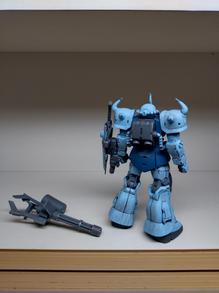 流石に疲れたので暫くは素組にしたいけど、ここまで来ると素組じゃ満足できなさそう‥‥‥SDにするか。