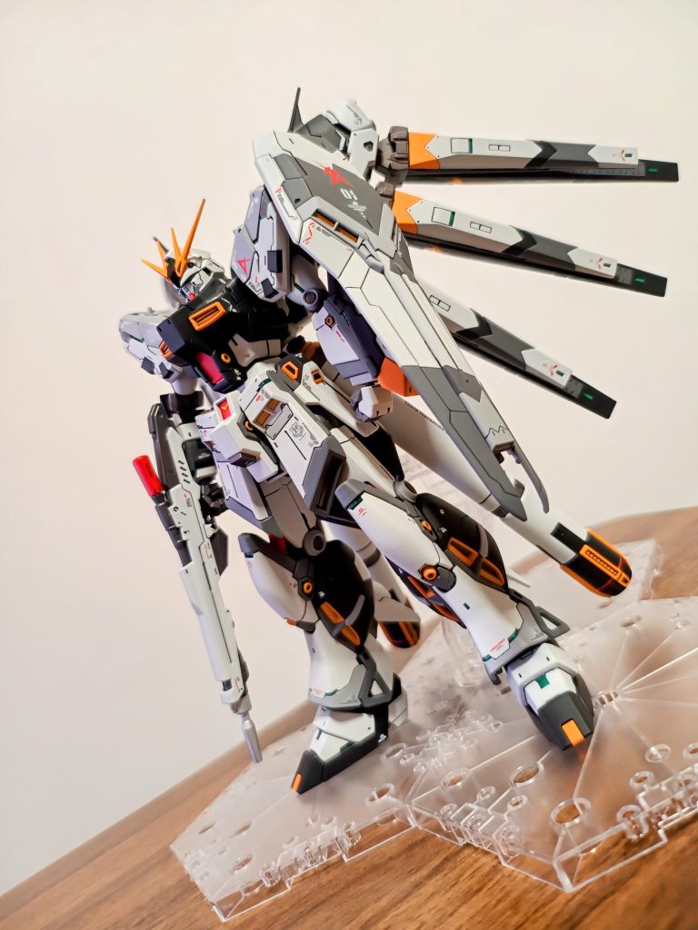 RG Hi-νガンダム νガンダムカラー–5枚目/制作者:kuro@-12