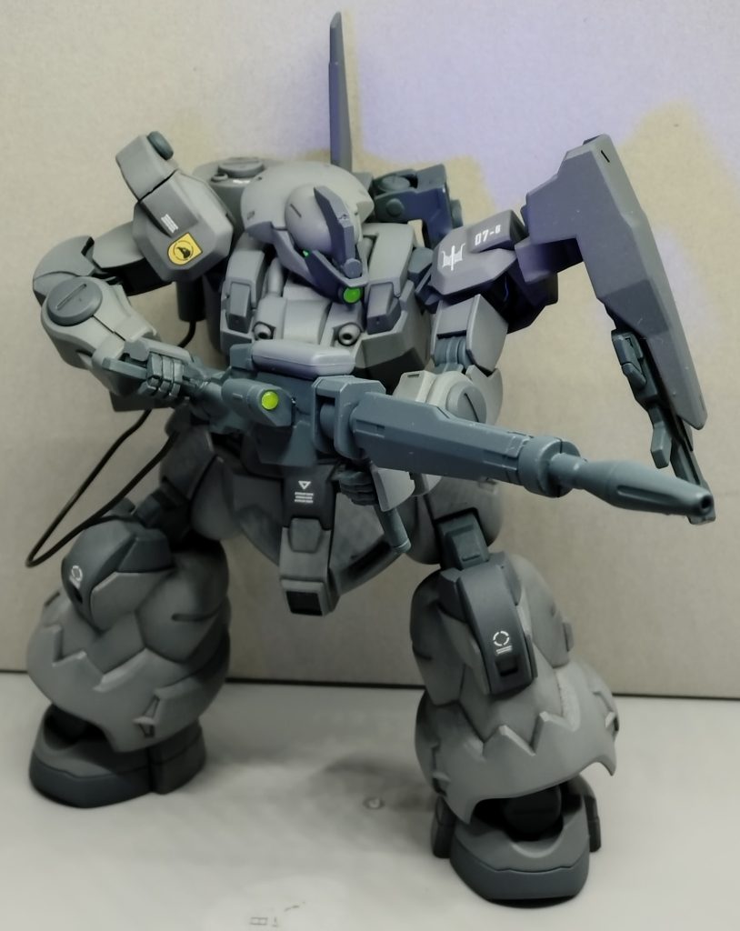 ライフルは、チュチュ専用デミトレーナーと同じものを使用。元々スコープを別で作っていたのですが、失くしたので適当なジャンクででっちあげ。