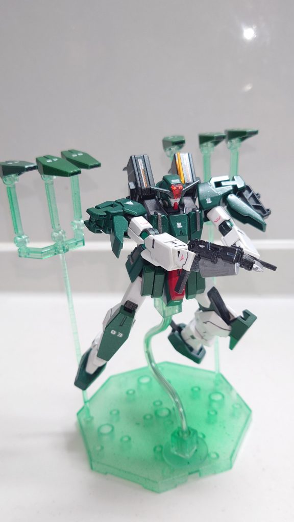作り直してみて改めてかっこいいなぁと感じました次はGNHW化したいと思います!最後まで見ていただいてありがとうございます(gundam-kao6)