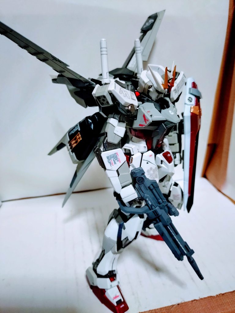 ２機体とも、デカールをふんだんに使って、カッコよく仕上げたつもりですけどね。最後まで見て頂いて、ありがとうございました(*^^*)