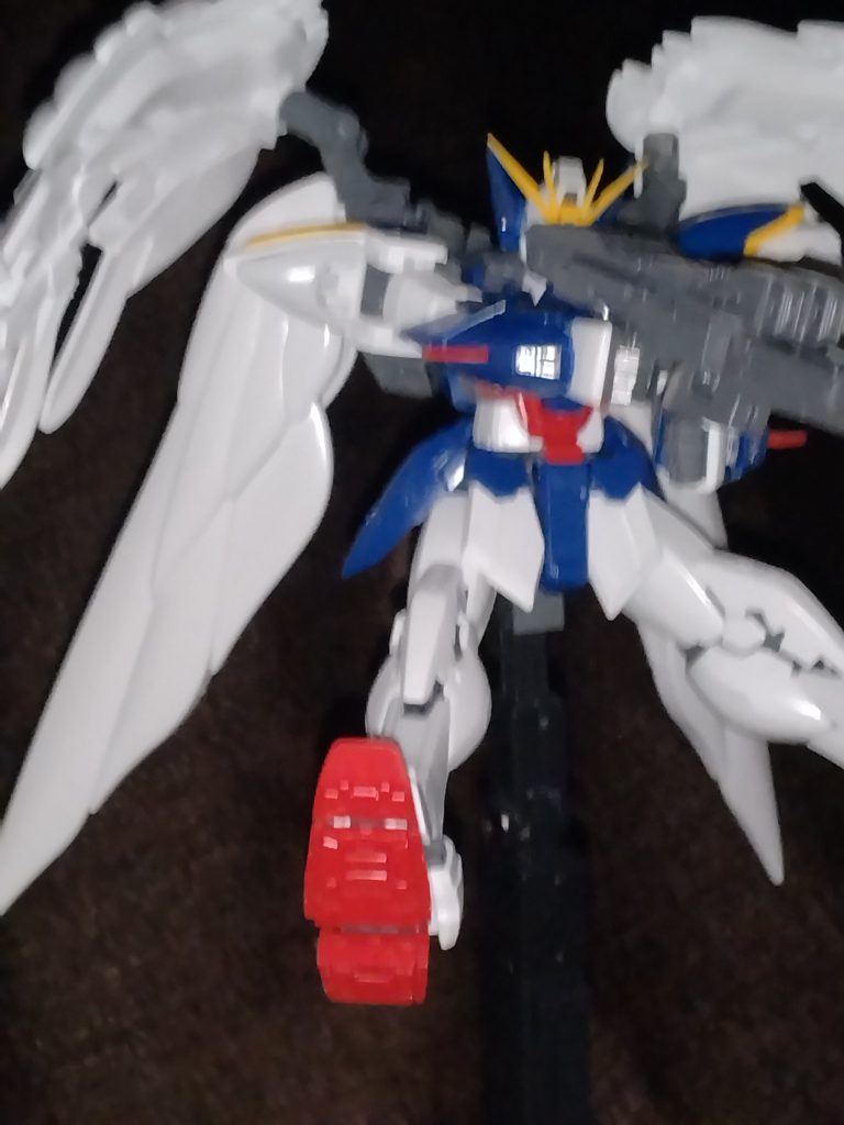 ウイングガンダムゼロ–2枚目/制作者：友情ピエール