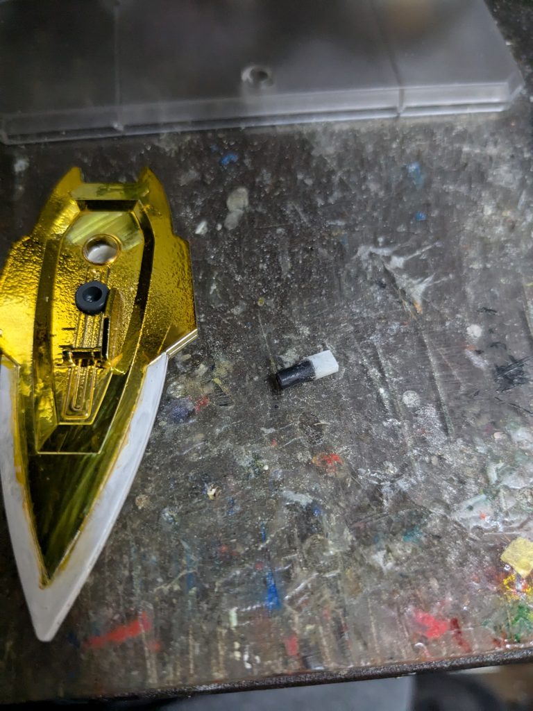 砲身につけるシールド用に専用ジョイントを作成余ったランナーにプラ板を積層して接続できるようにしています