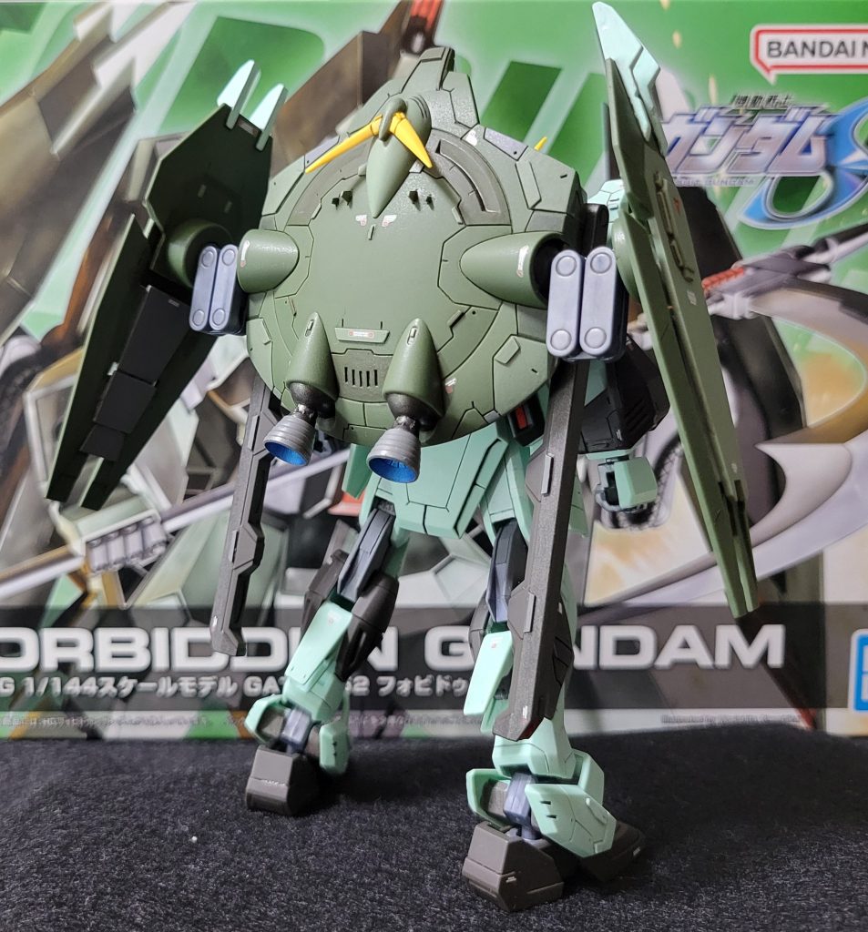 背部飛行ユニットはスジ彫り増やして、情報量アップ！