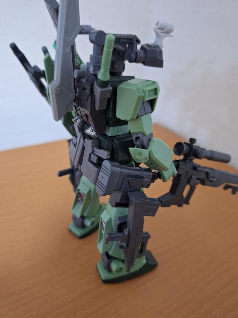 よォ‥お前等‥満足かァ‥?こんなガンプラで‥‥俺は‥‥イヤだね